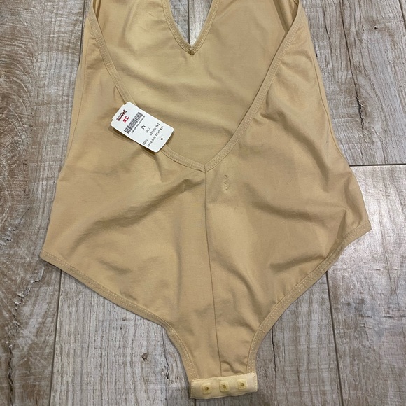 Nude Backless Bodysuit - Picture 2 of 2